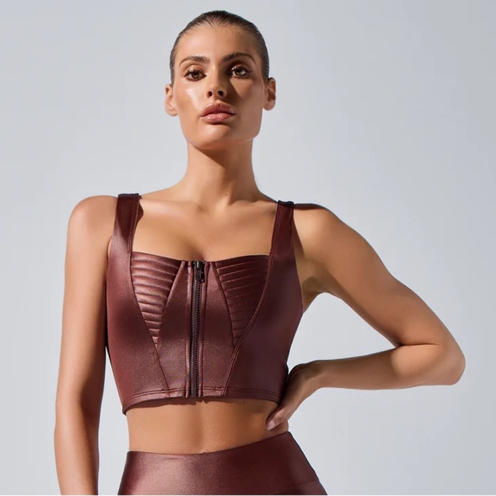 Heroine Sport Celine Top Henna